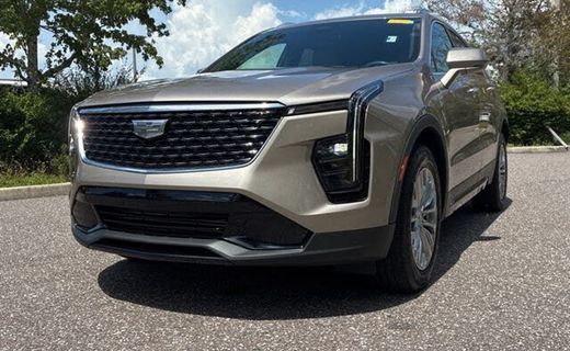 2024 Cadillac XT4 Premium Luxury