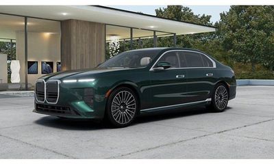 2027 BMW 740i 740