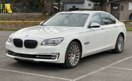2012 BMW 740I