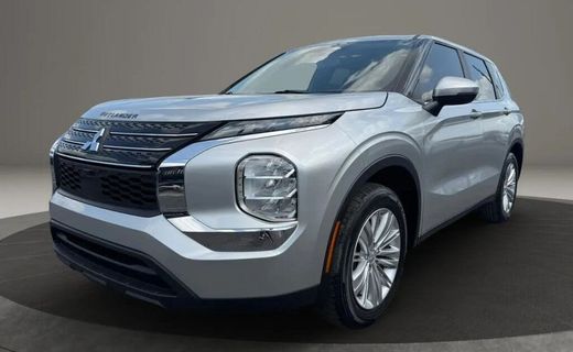2022 Mitsubishi Outlander ES