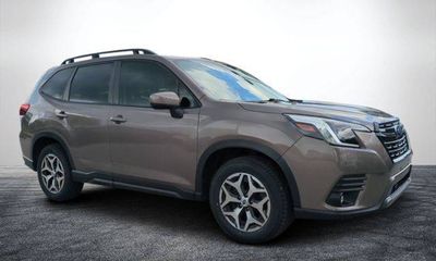 2024 Subaru Forester Premium