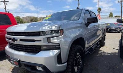 2019 Chevrolet Silverado RST