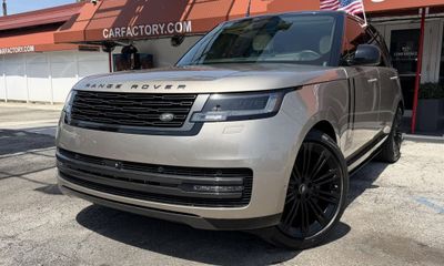 2024 Land Rover Range SE