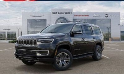 2026 Jeep Grand Wagoneer Base
