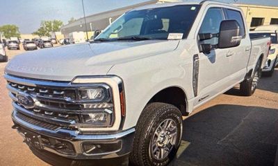 2024 Ford F-350 Lariat Super Duty