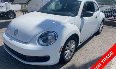 2015 Volkswagen Beetle 18T Classic