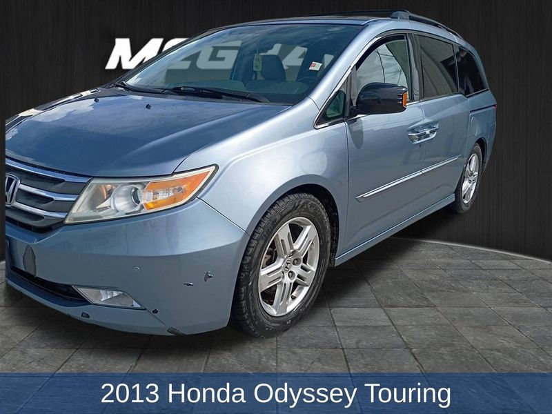 2013 Honda Odyssey — a typically priced live listing