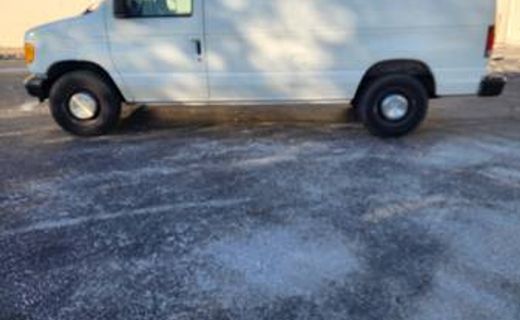 2005 Ford E-250