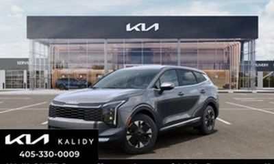 2025 Kia Sportage EX