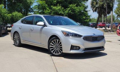 2017 Kia Cadenza Premium Pano Luxury