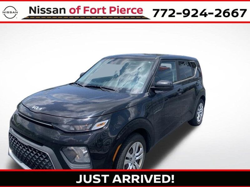 2022 Kia Soul — a typically priced live listing