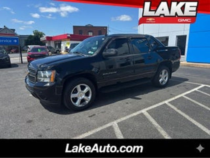 2013 Chevrolet Avalanche — a typically priced live listing
