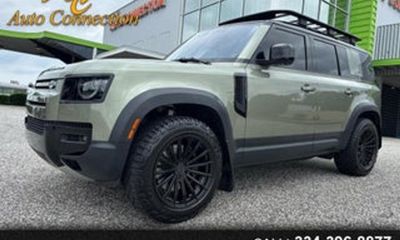 2020 Land Rover Defender 110 SE