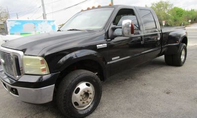 2006 Ford F-350 Lariat