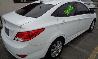 2013 Hyundai Accent GLS Premium SE