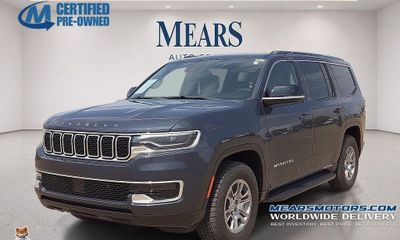 2023 Jeep Wagoneer Base