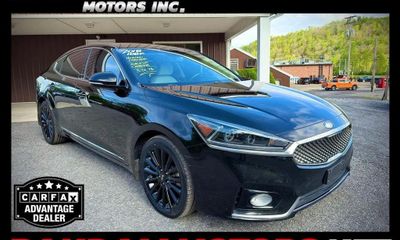 2018 Kia Cadenza Premium Base
