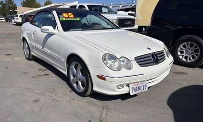 2005 Mercedes-Benz CLK-Class CLK320