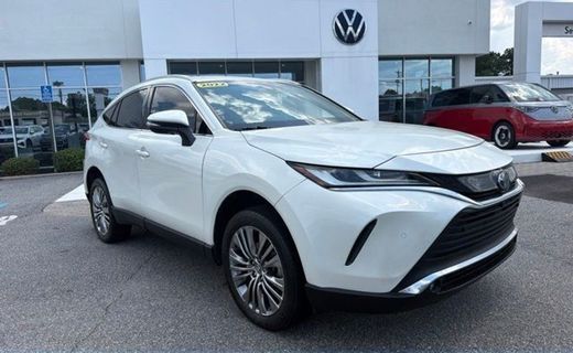 2022 Toyota Venza XLE