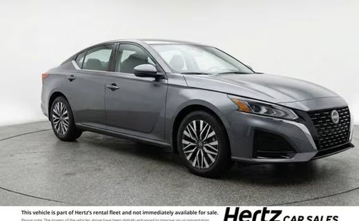 2025 Nissan Altima SV