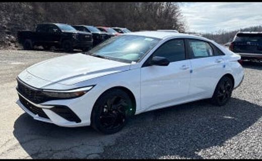 2026 Hyundai Elantra SE