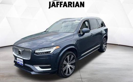 2025 Volvo XC90 Plus Bright