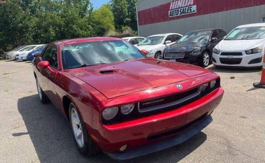 2010 Dodge Challenger Base