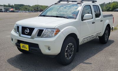 2020 Nissan Frontier SV