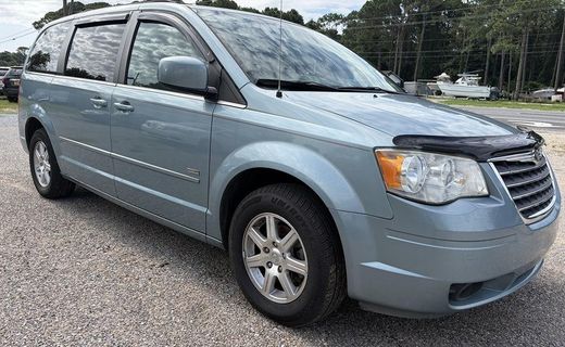 2008 Chrysler Town AND Country