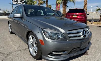 2011 Mercedes-Benz C-Class C300
