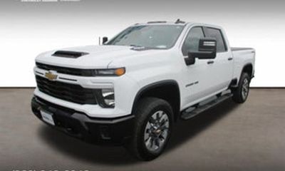 2022 Chevrolet Silverado HD Work Truck