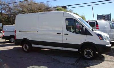 2019 Ford Transit 250 Medium Roof
