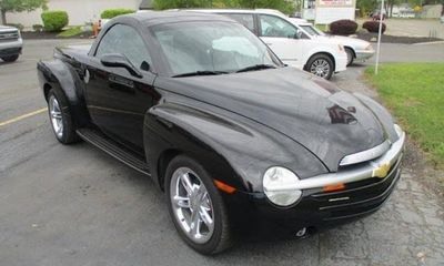 2004 Chevrolet SSR LS