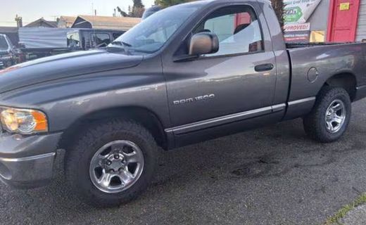 2004 Dodge RAM SLT