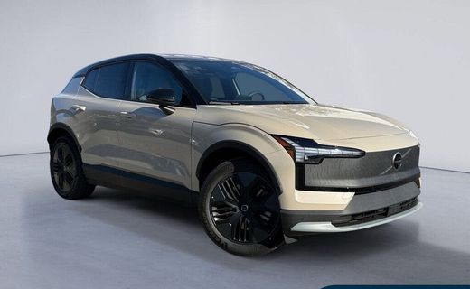 2026 Volvo EX30 CC Ultra