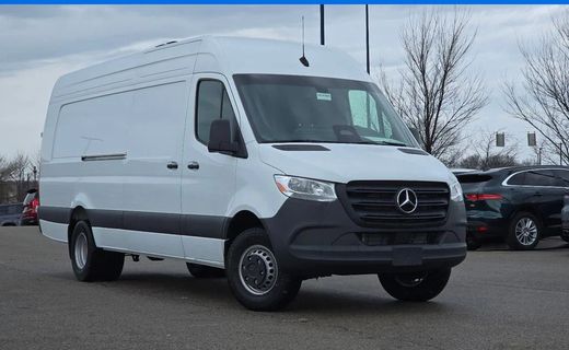 2025 Mercedes-Benz Sprinter 907