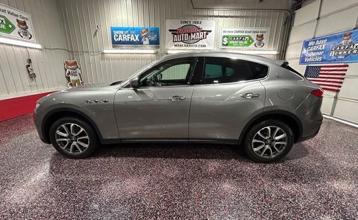 2017 Maserati Levante Base