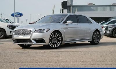 2019 Lincoln Continental Reserve