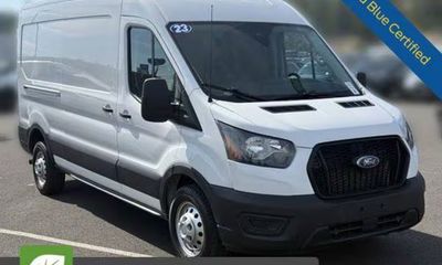 2023 Ford Transit Medium Roof