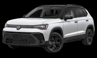 2026 Volkswagen Taos 4Motion SE Black
