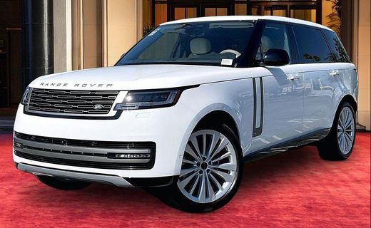2026 Land Rover Range SE