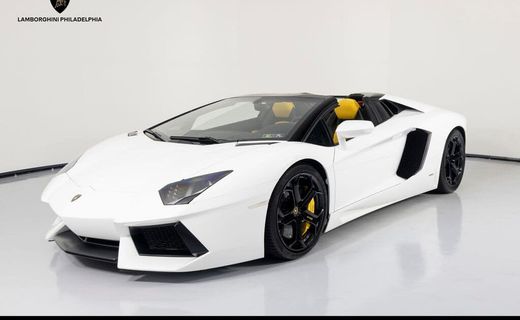2016 Lamborghini Aventador Roadster