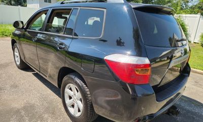 2010 Toyota Highlander Base