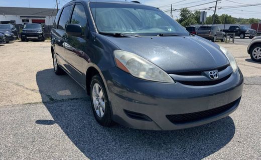 2010 Toyota Sienna CE