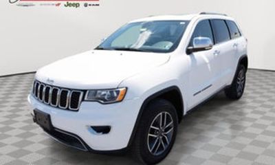 2023 Volvo XC40 Plus Dark