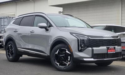2026 Kia Sportage EX