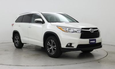 2016 Toyota Highlander Base
