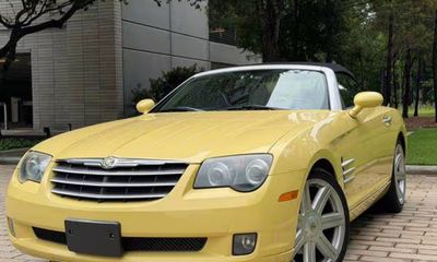 2005 Chrysler Crossfire Base