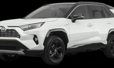 2020 Toyota RAV4 XSE HV