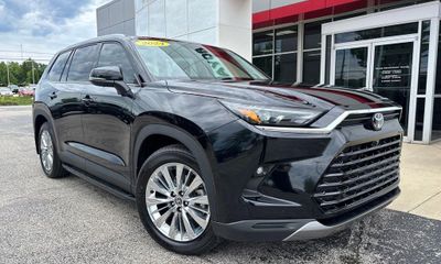 2024 Toyota Grand Highlander XLE